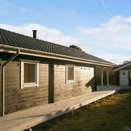 Lewe - 150m From The Sea By Interhome